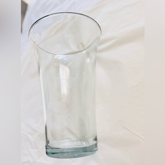 VINTAGE 12” Thick & HEAVY Solid Glass Fluted Vase - 7 LBS!! - Picture 9 of 14